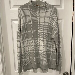 Soft Surroundings Gray Plaid Sweater